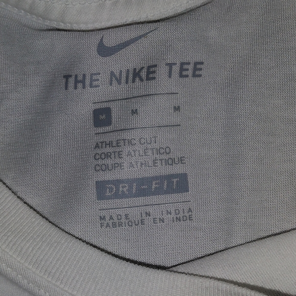 Nike - Picture 2 of 2